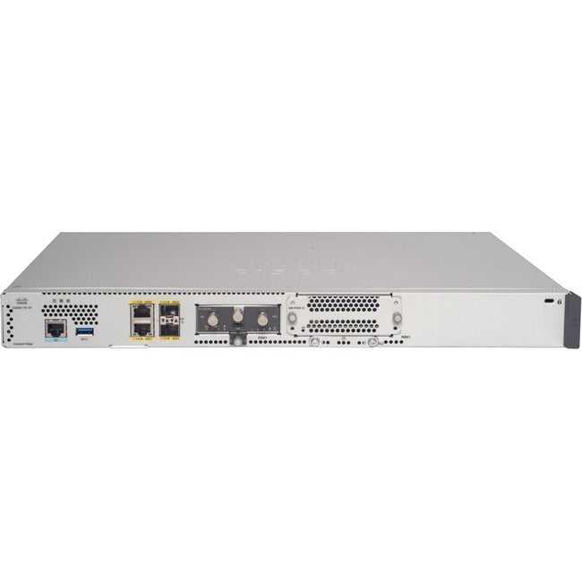Cisco Systems, Inc., Cisco Catalyst C8200-1N-4T, routeur